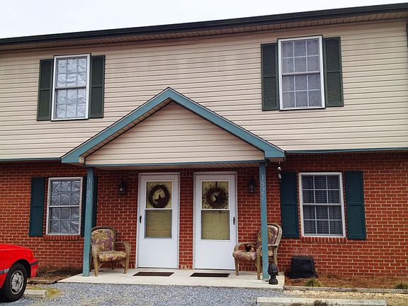 2nd image of 1820 Bennington St SE #22 & 1824-26