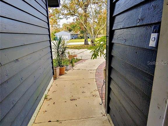 4th image of 1223 Courtland Blvd