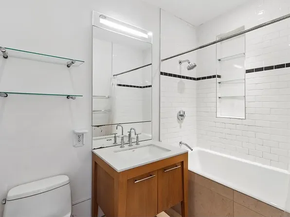 85 Adams Street 10B image 5 of 5
