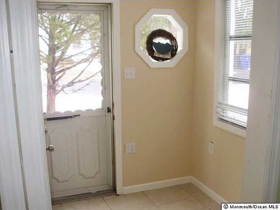 2nd image of 626 McKinley Ave
