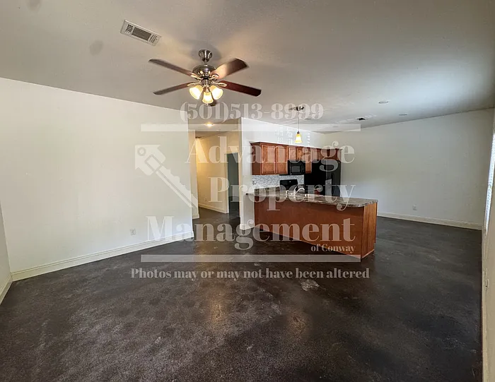 3 bed, 2.0 bath, 1188 sqft, $1,275 — Photo 2
