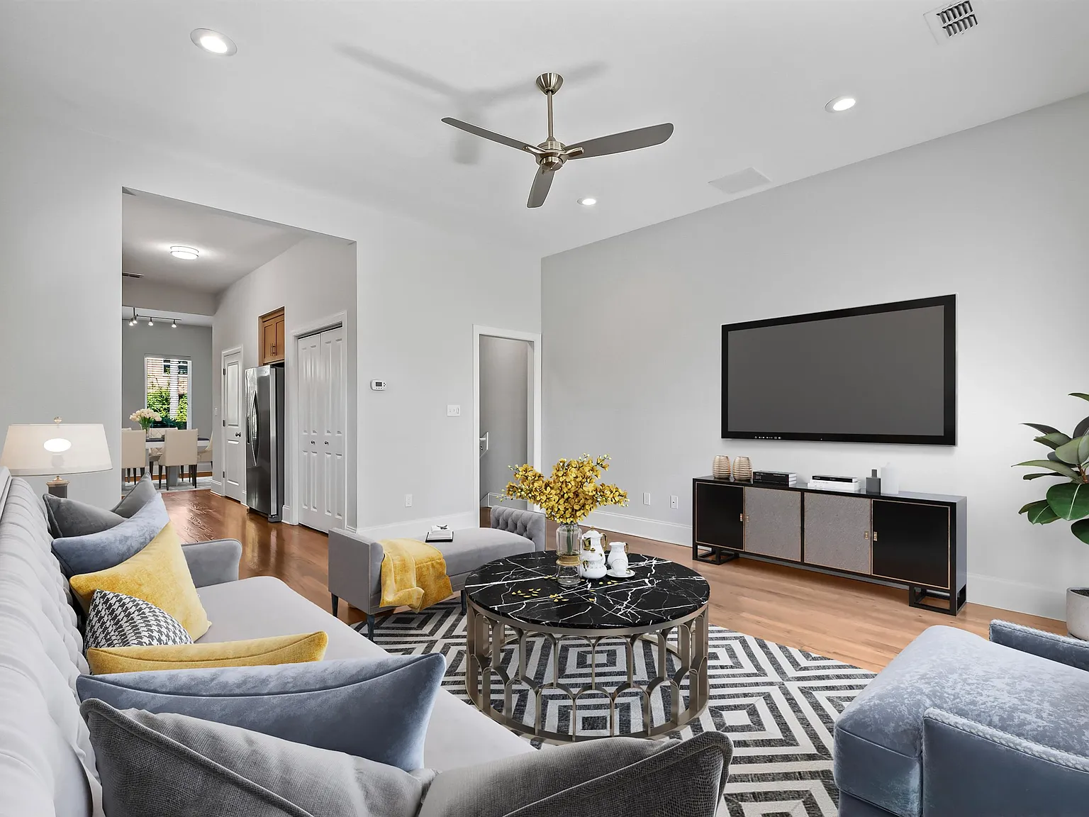 2 bed, 2.5 bath, 1440 sqft, $2,395 — Photo 3