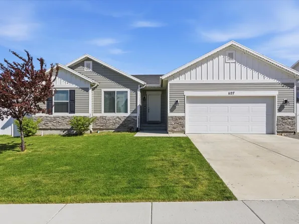 1127 W Honeycomb Dr, Grantsville, UT 84029