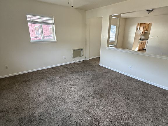 4th image of 4300 Pine St #3
