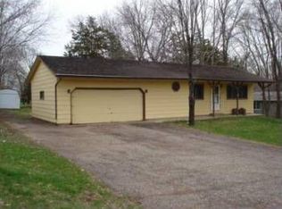 205 9th St W, Jordan, MN 55352