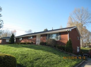 1080 Belhaven Dr, Russell, KY 41169