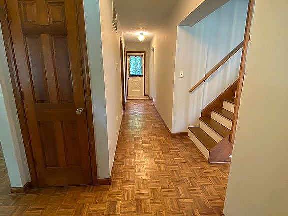 4th image of 260 N Greenwood St