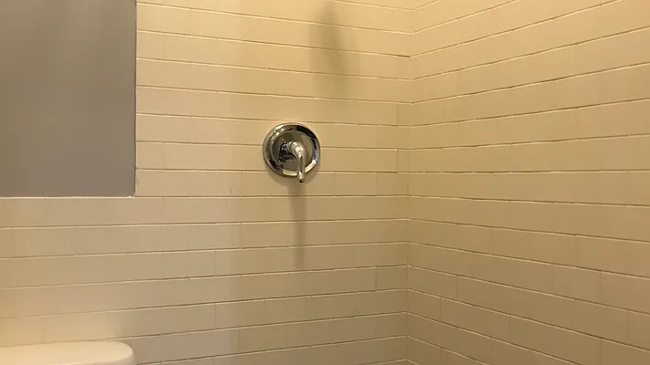 Rented by Nooklyn NYC LLC | media 7