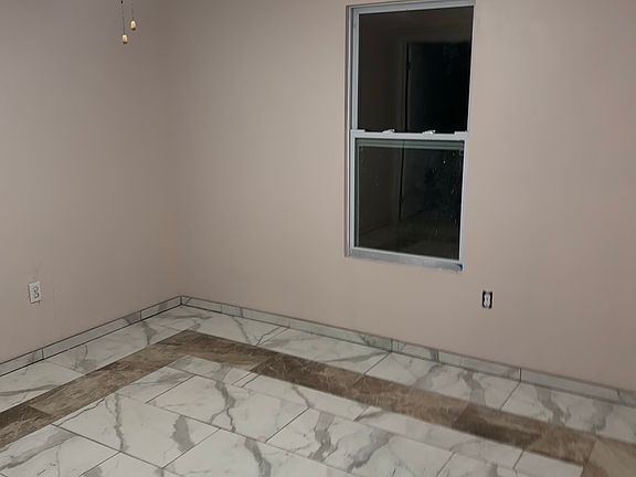3rd image of 7154 San Castle Blvd