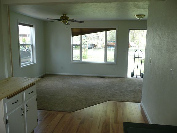 4th image of 1125 Tower St