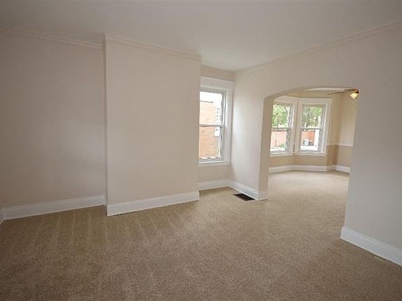5th image of 2529 Ida Ave