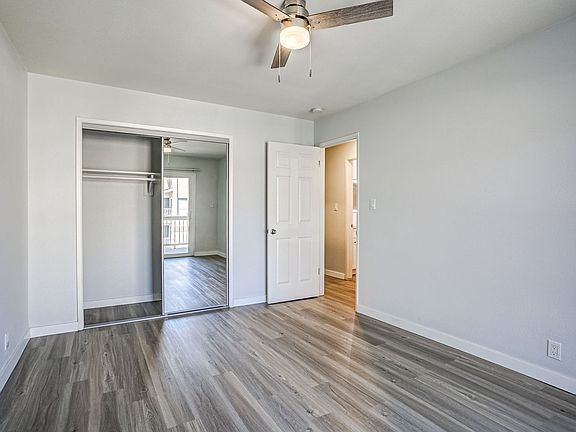 5th image of 141 Johnston Ln #8