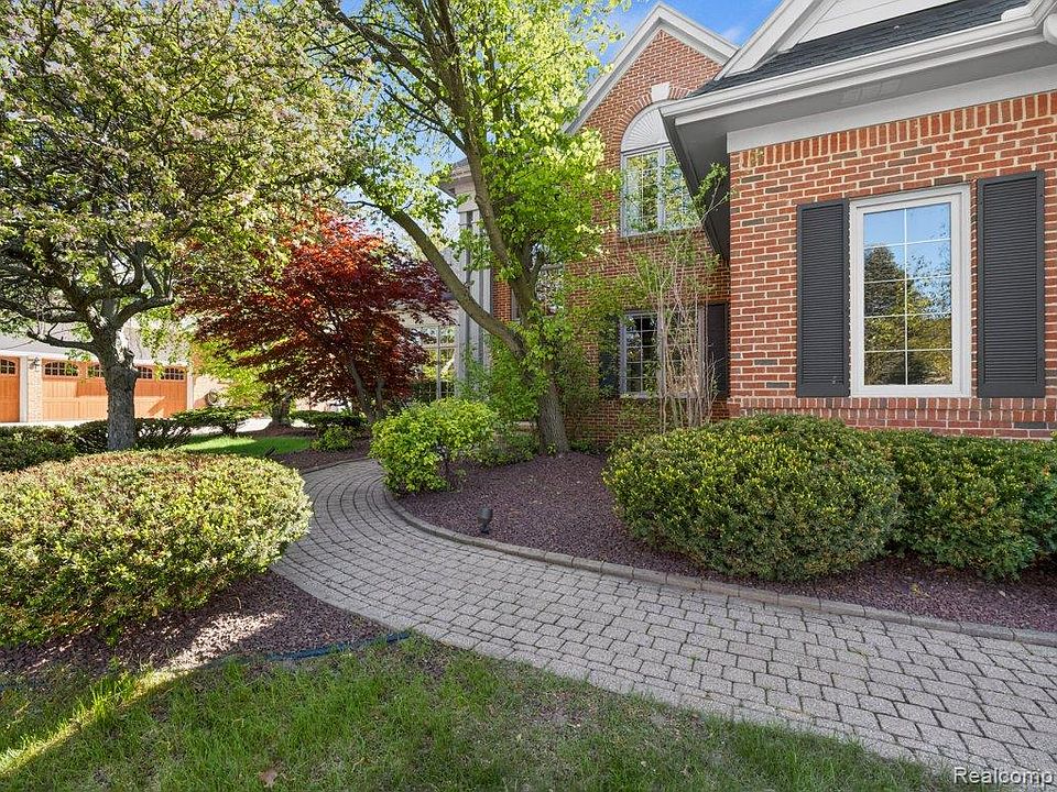 1st image of 18320 Heatherlea Dr