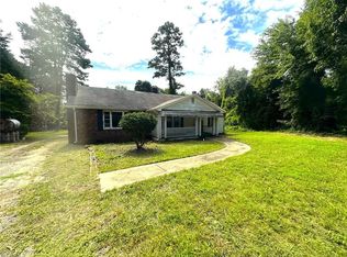 4245 Pine Hall Rd, Walkertown, NC 27051
