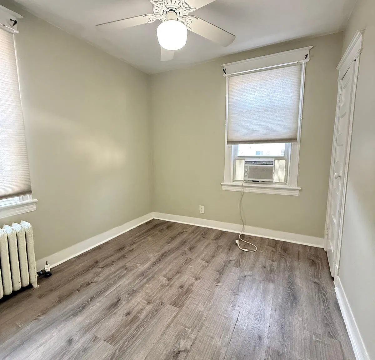 3 bed, 1200 sqft, $3,100 — Photo 3