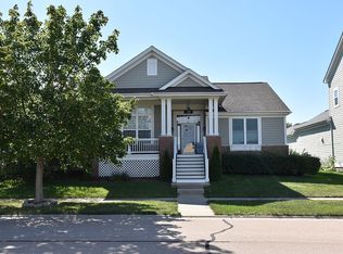 123 Atkinson Dr, Sugar Grove, IL 60554