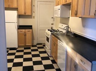 301 Newton St #16, Waltham, MA 02453