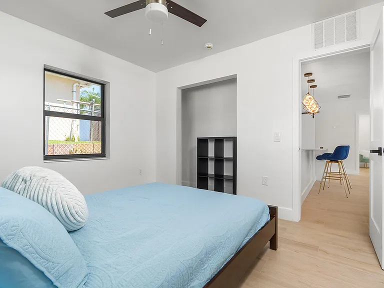 303 De Carie St #303 — Photo 22