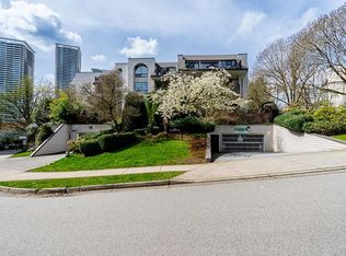 1945 Woodway Pl #402, Burnaby, BC V5B4S4