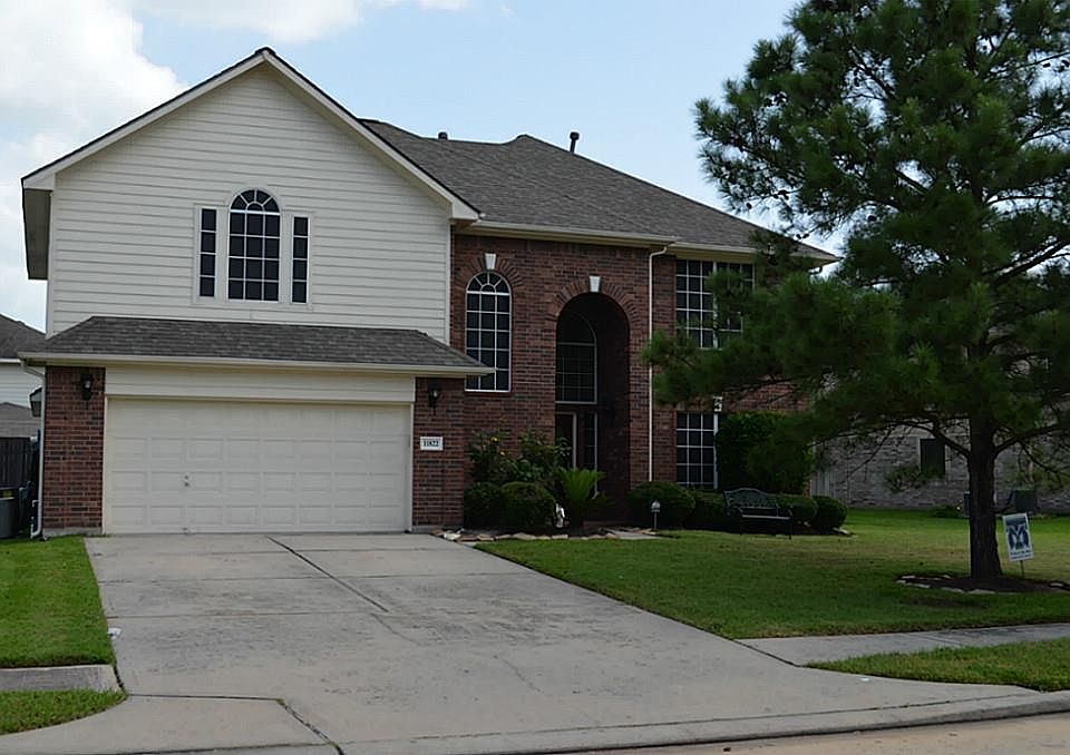 1st image of 11822 Aerie Dr