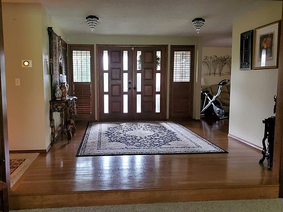 Inside Grand Entry