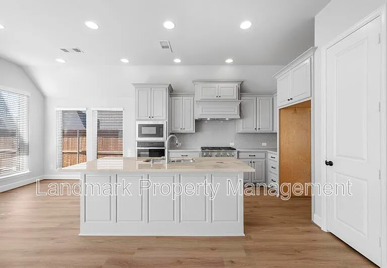 1822 Buckeye Ln — Photo 30
