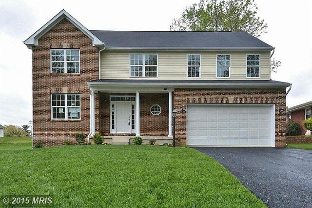 1st image of 18261 Woodland Dr