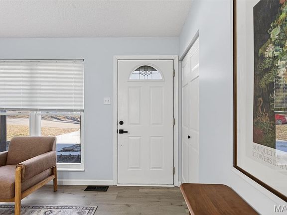 5th image of 2837 Briarcote Ln