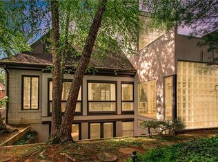 820 College Ave, Pittsburgh, PA 15232