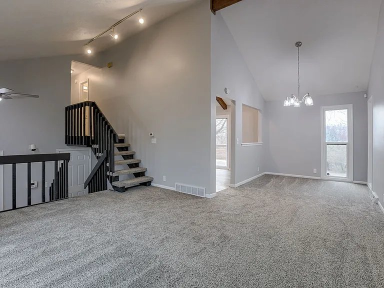 12511 Patrick Cir — Photo 4