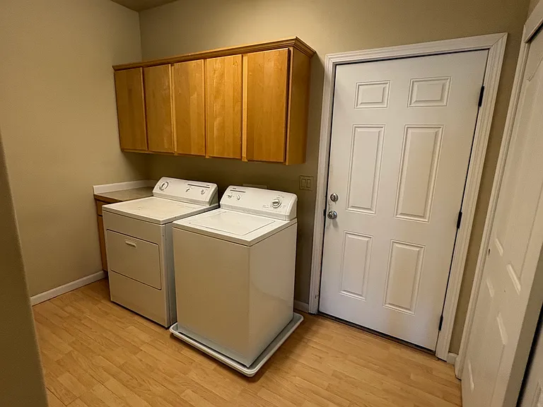2725 SW Metolius Ave — Photo 7