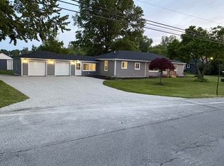 163 E Sterns Rd, Temperance, MI 48182