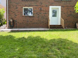 34 Argonne Cres, Toronto, ON M2K 2K1