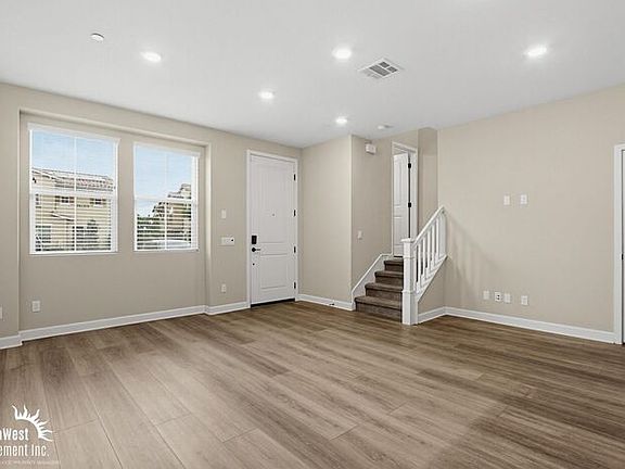 4th image of 1107 Delpy View Point