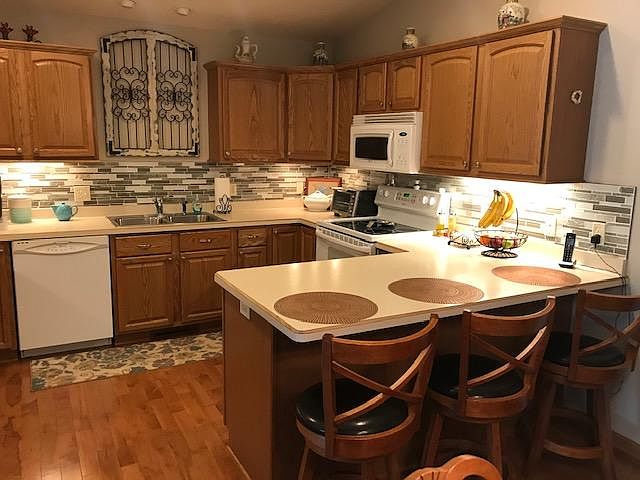 1st image of 307 Mulberry Dr