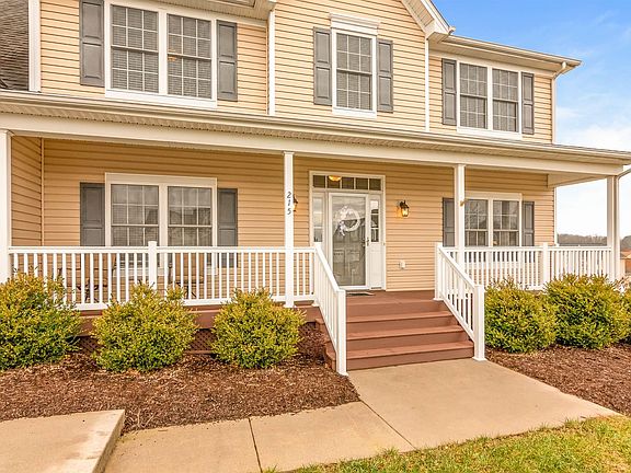 3rd image of 215 Citrine Ct