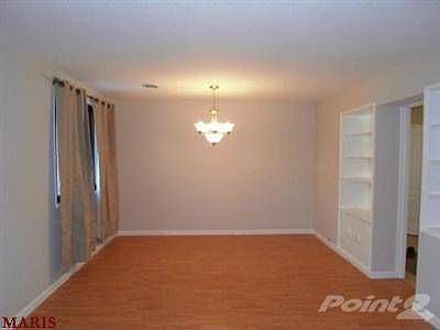5th image of 1011 Westglen Dr