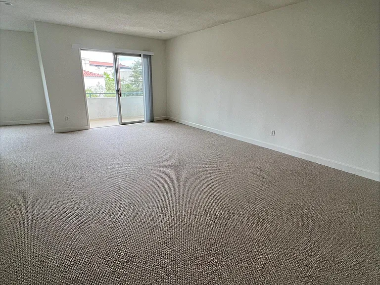 801 S Lucerne Blvd #401 — Photo 4