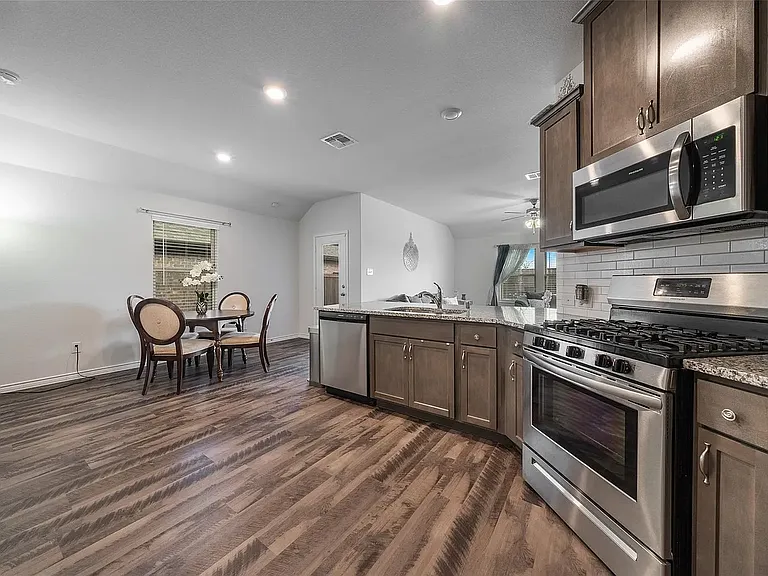 2800 Evergreen Trl — Photo 5