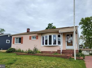 7205 Crown Rd, Glen Burnie, MD 21060