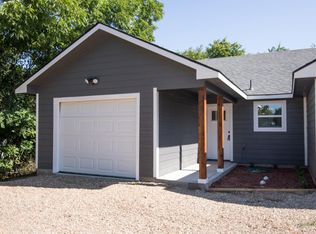 304 E Bells Blvd, Bells, TX 75414