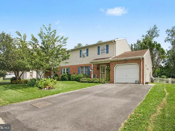 103 S 2nd St, Denver, PA 17517