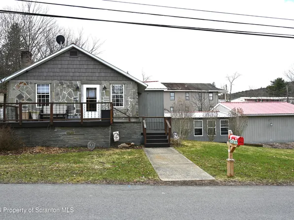 51 4th St, Hallstead, PA 18822