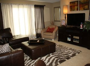 12111 W 139th Ter, Overland Park, KS 66221
