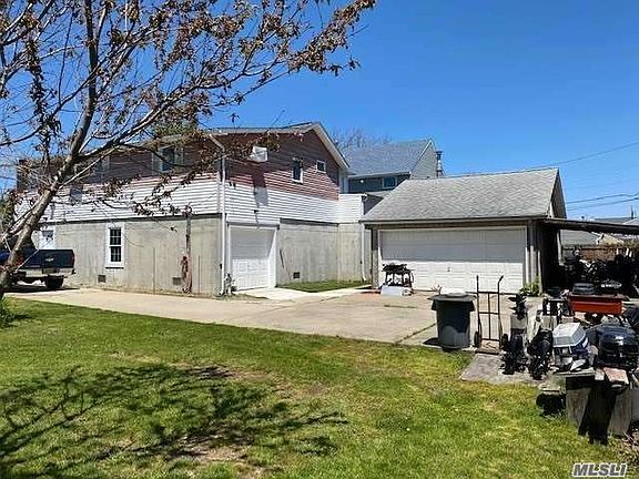 3rd image of 64 Wilson Ave