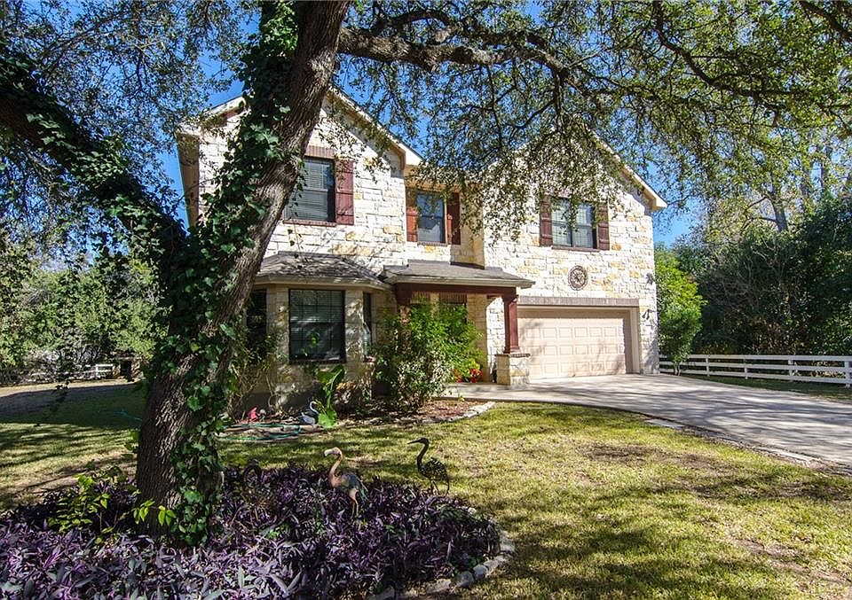 1st image of 610 Post Oak Cir