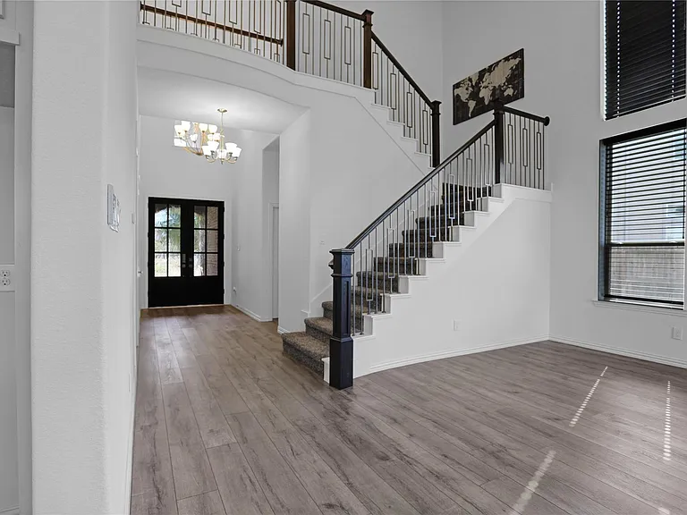 2718 Ripe Amber Cup Ct — Photo 8