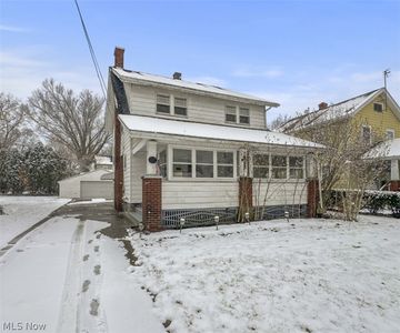 32 Como St, Struthers, OH, 44471