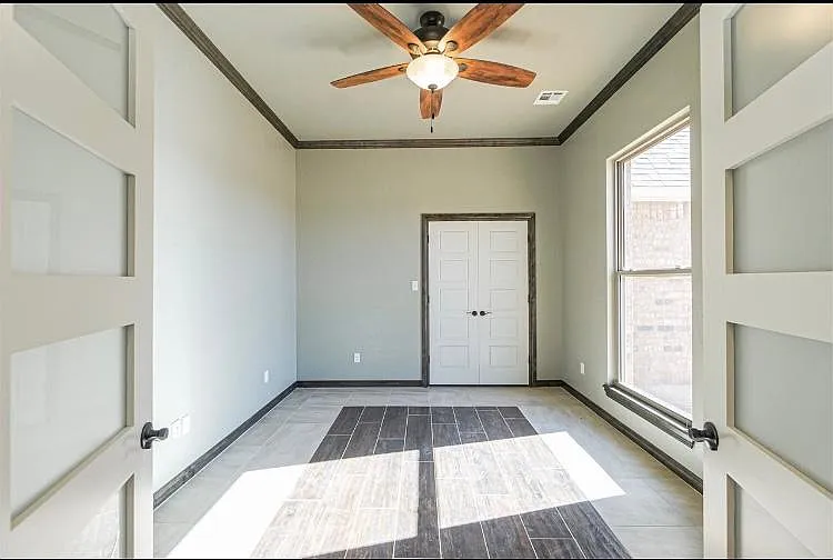 1110 Mount Pinchot Ave — Photo 24