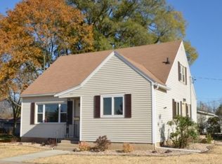 105 West St, Waunakee, WI 53597